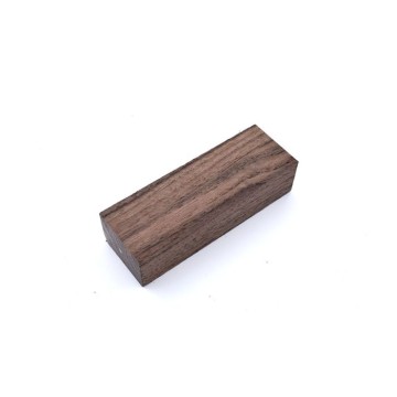 Mediena rankenai Black Walnut